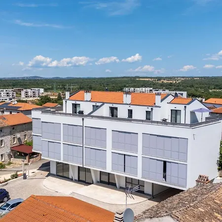 Appartement Penthouse Stella Marini With Jacuzzi And Sea View 2,5 Km From Sea Tar-Vabriga