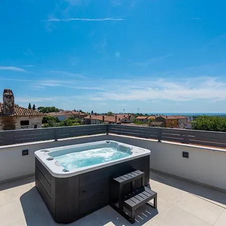 Appartement Penthouse Stella Marini With Jacuzzi And Sea View 2,5 Km From Sea Tar-Vabriga