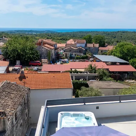 Appartement Penthouse Stella Marini With Jacuzzi And Sea View 2,5 Km From Sea