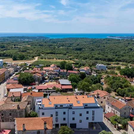 Penthouse Stella Marini With Jacuzzi And Sea View 2,5 Km From Sea Appartement Tar-Vabriga