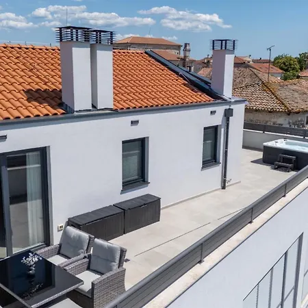 Penthouse Stella Marini With Jacuzzi And Sea View 2,5 Km From Sea * Tar-Vabriga